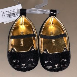 Baby girl cat shoes
